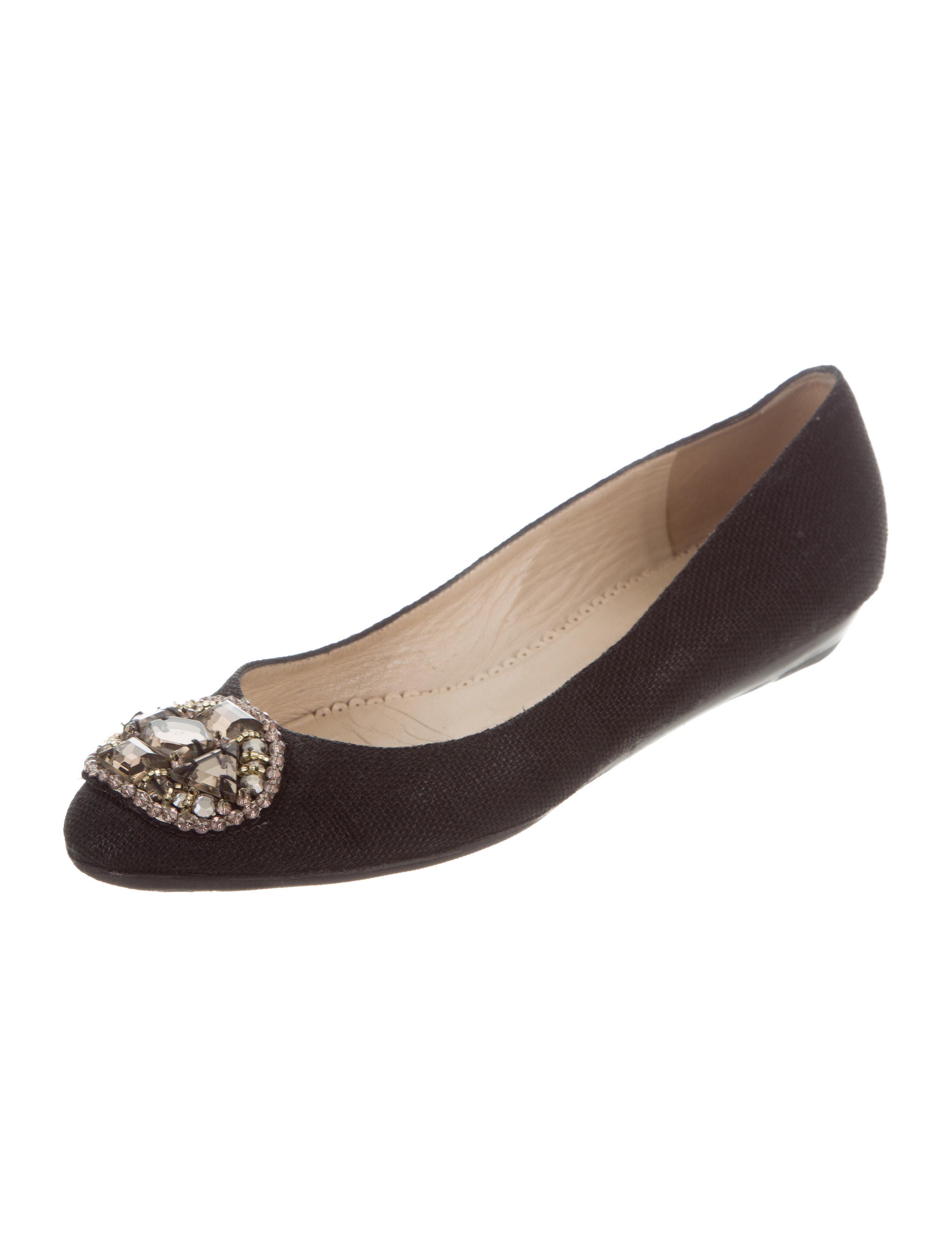 2019 year - Up To 65 Off Oscar de la Renta at The Outnet 2019 year