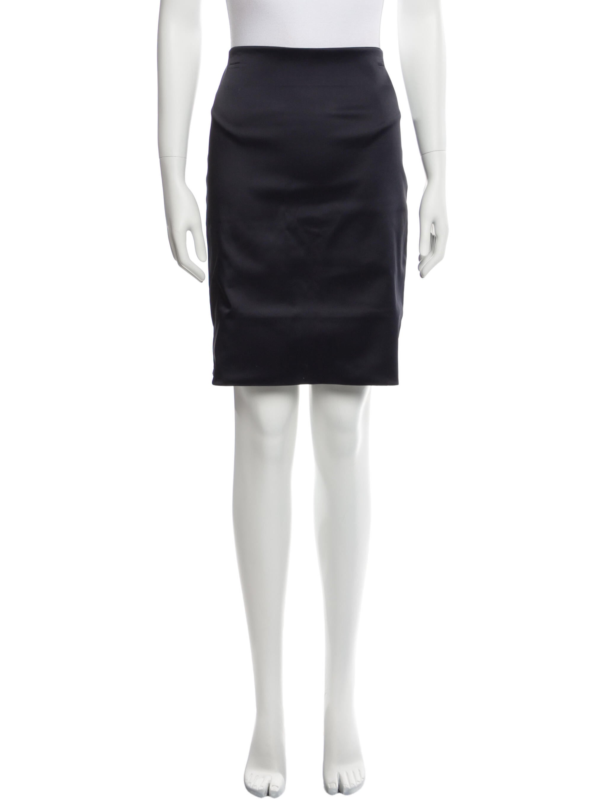 Protagonist Knee-Length Skirt