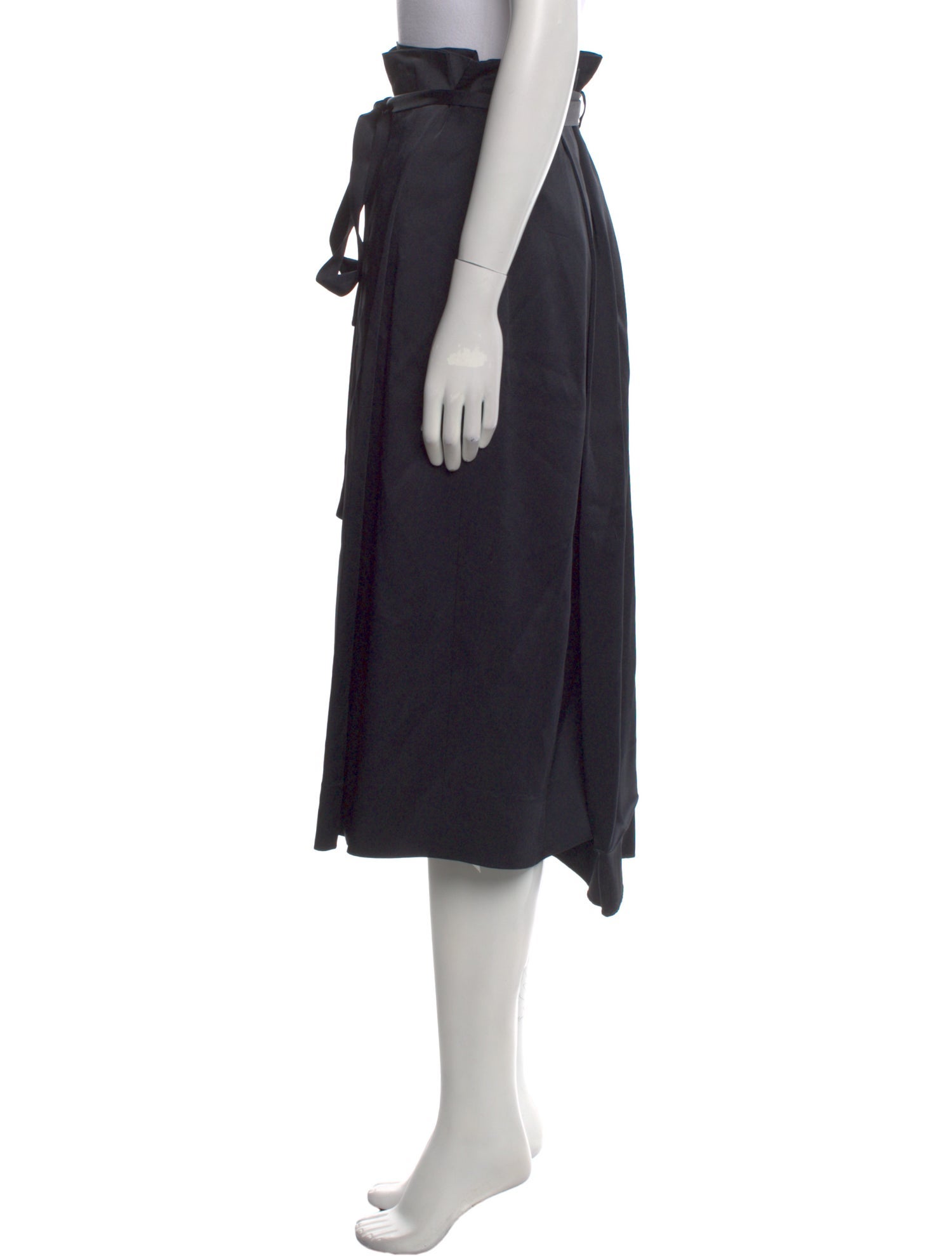 Protagonist Knee-Length Skirt