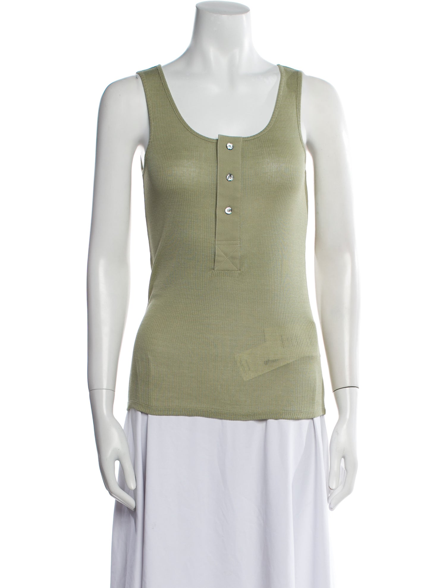 AMI Scoop Neck Sleeveless Top