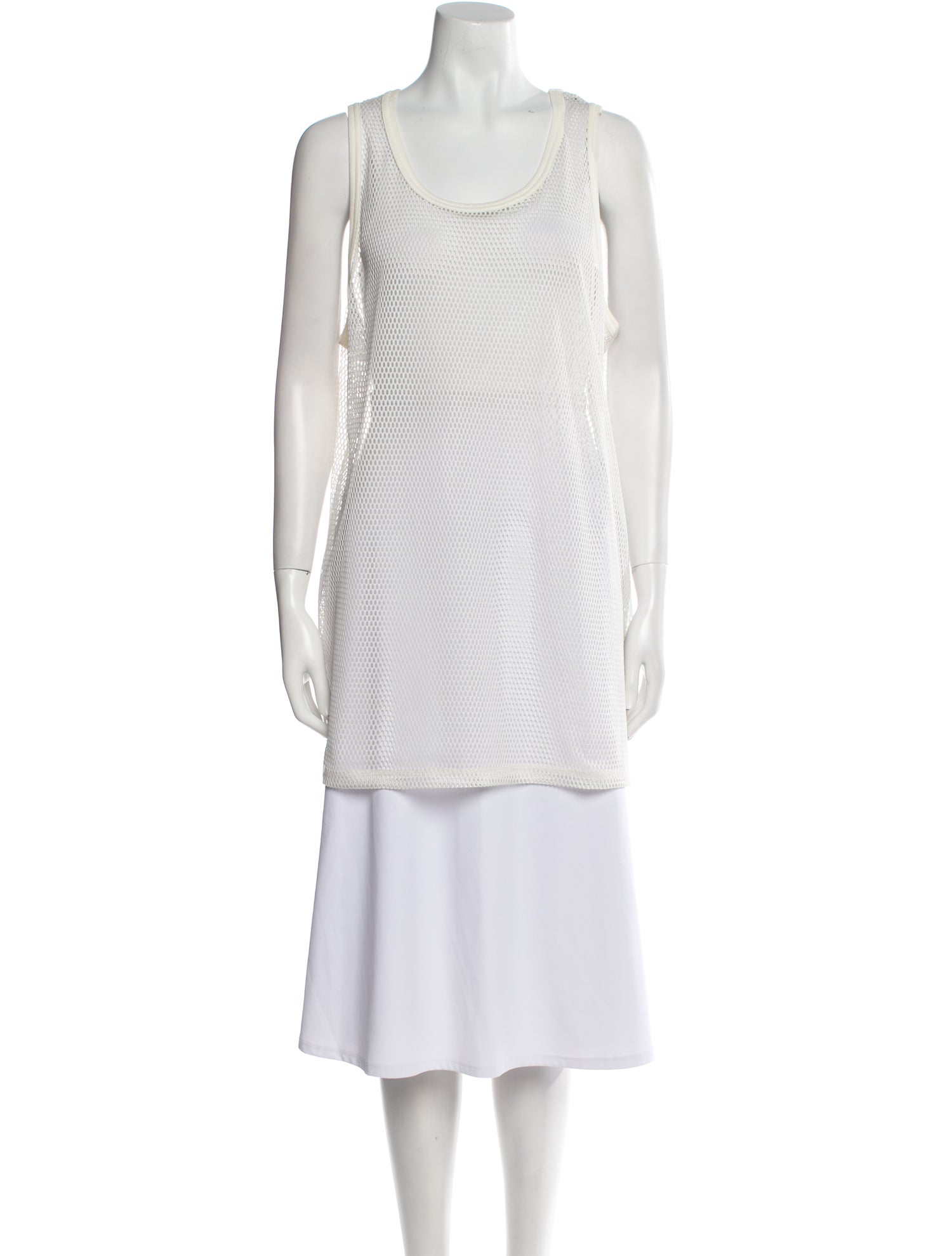 AMI Scoop Neck Sleeveless Tunic