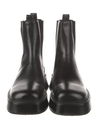 AMI Leather Chelsea Boots