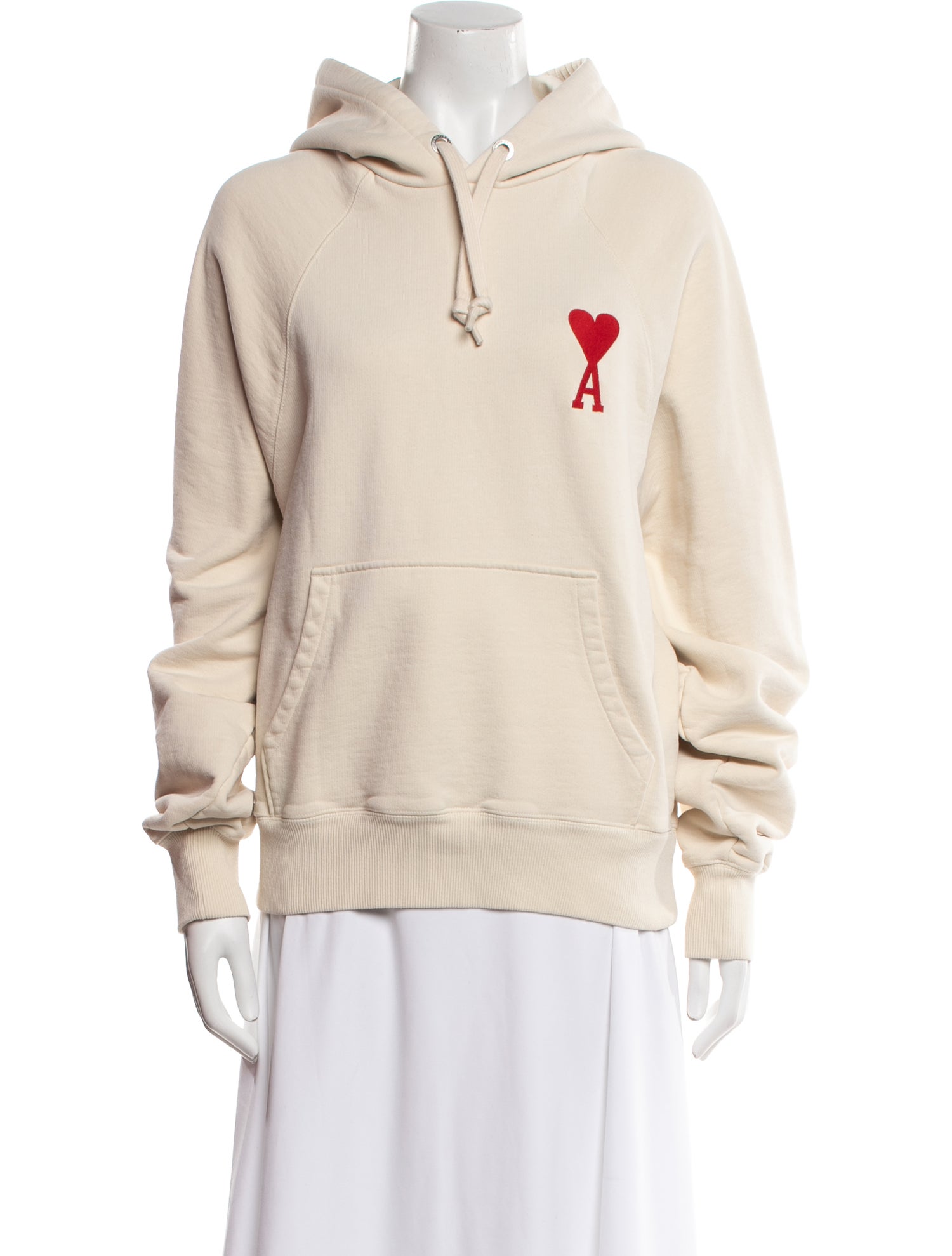 AMI Embroidered Accent Lounge Set