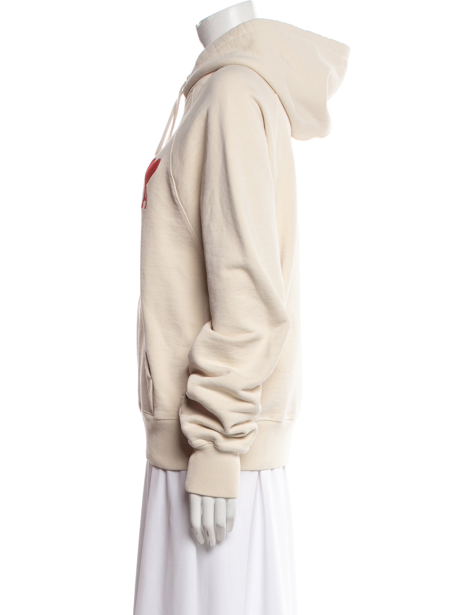 AMI Embroidered Accent Lounge Set