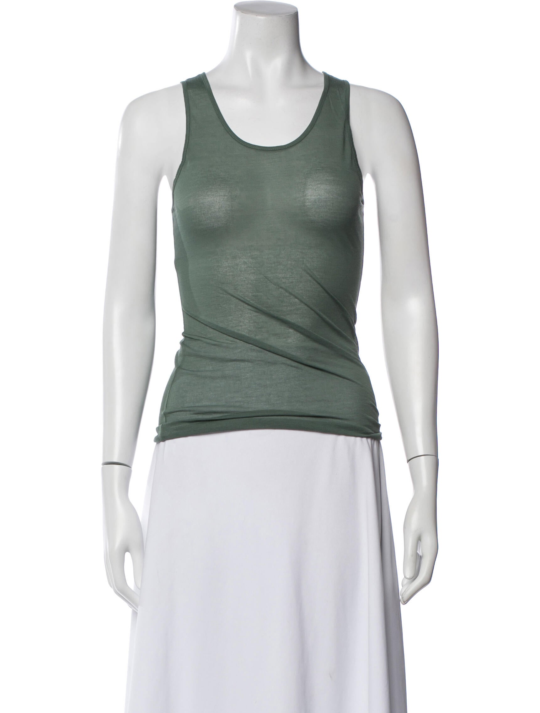 AMI Scoop Neck Sleeveless Top