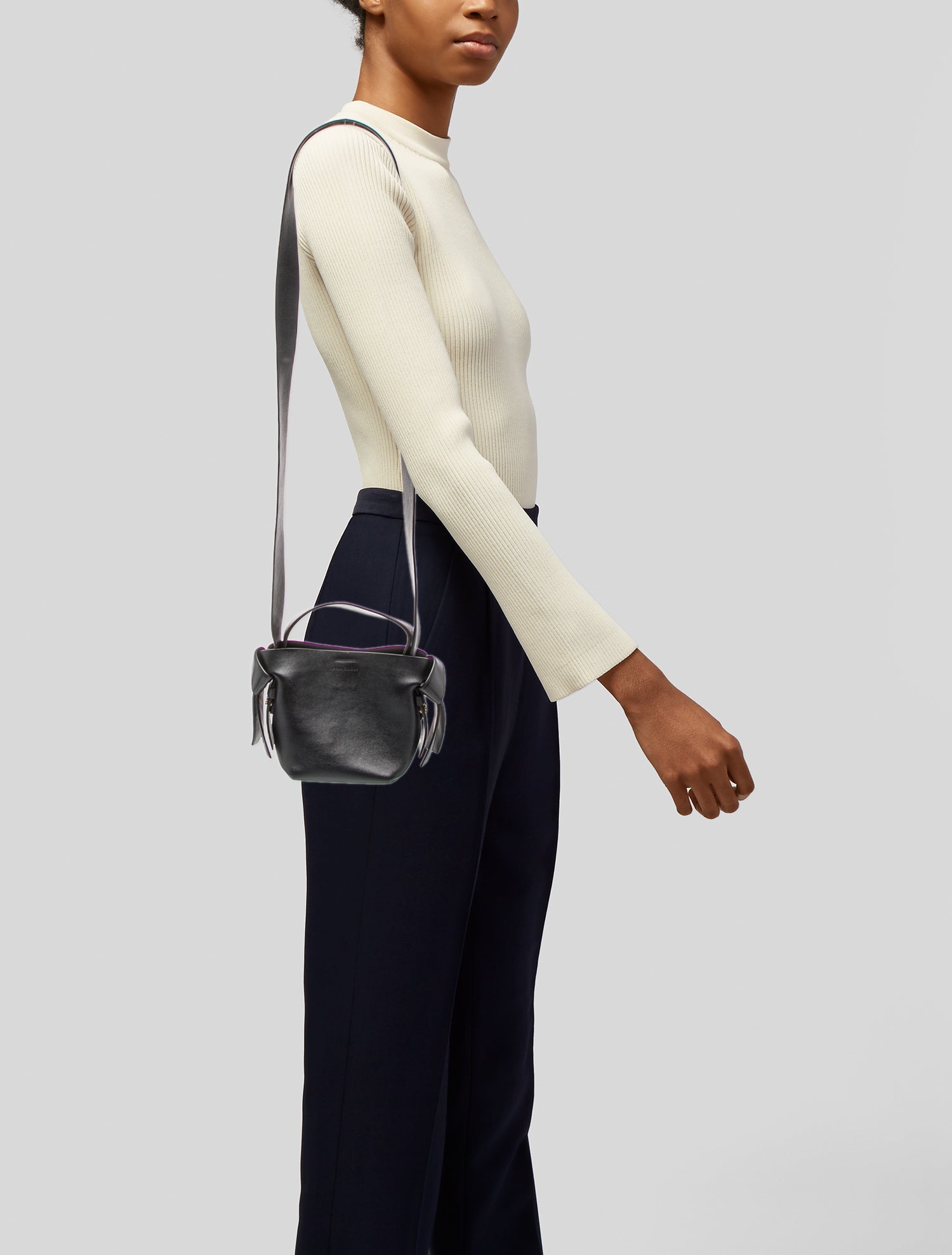 Chanel 2023 Wenge Wood Top Handle Small Flap Bag - Blue Crossbody