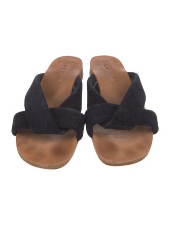 A Détacher Suede Slides