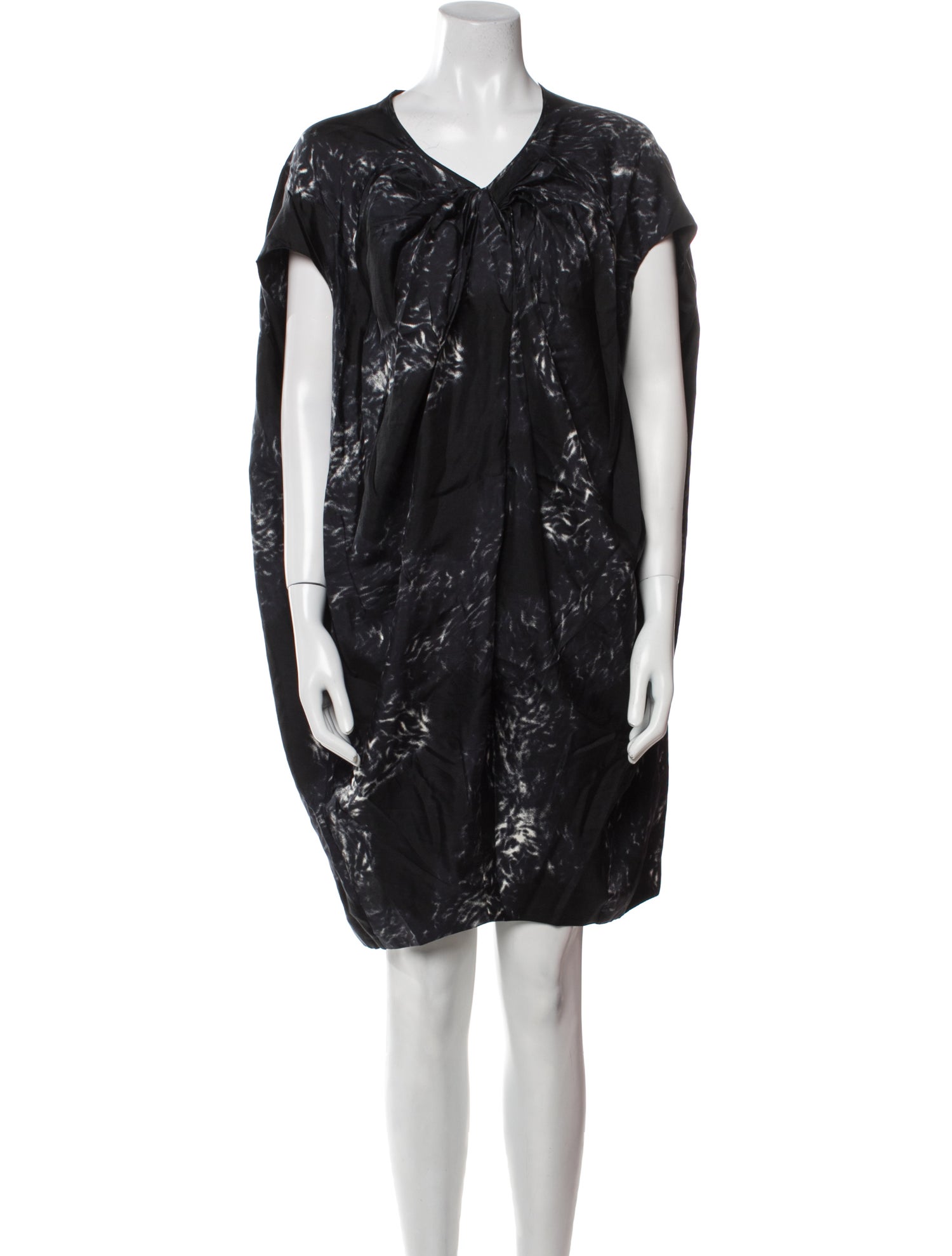 A Détacher Silk Knee-Length Dress