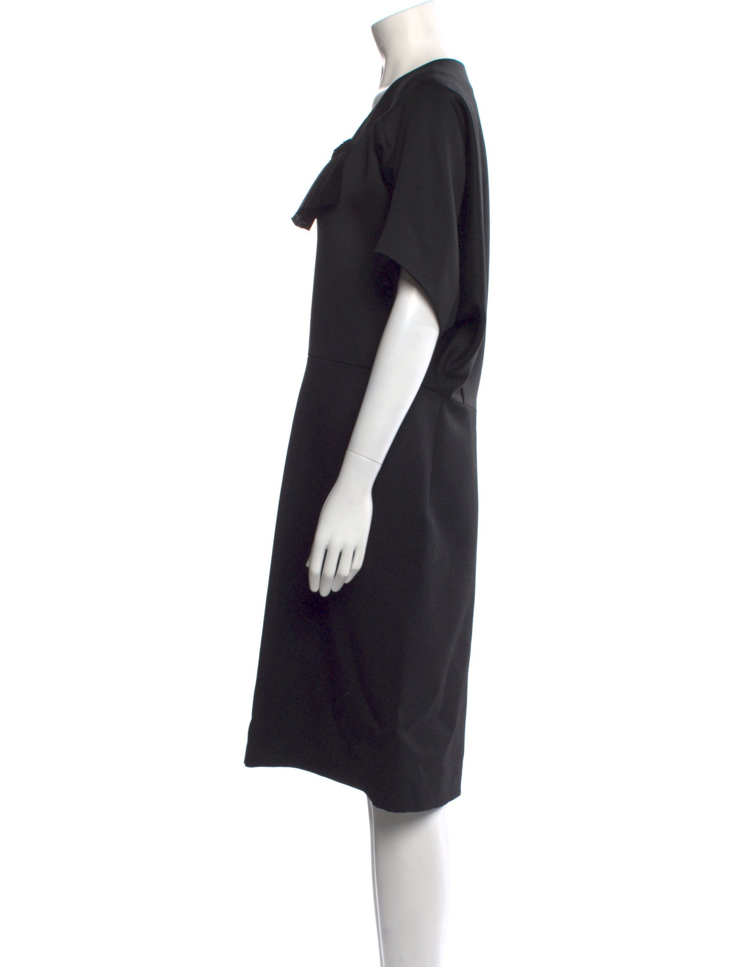 A Détacher Scoop Neck Midi Length Dress