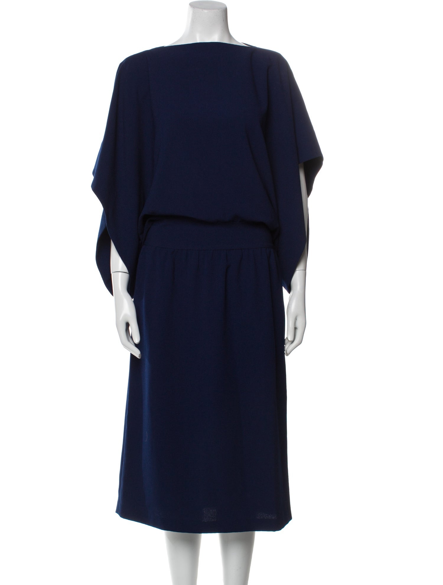 A Détacher Bateau Neckline Midi Length Dress