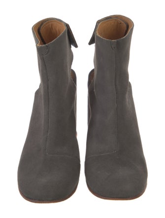 A Détacher Suede Mules