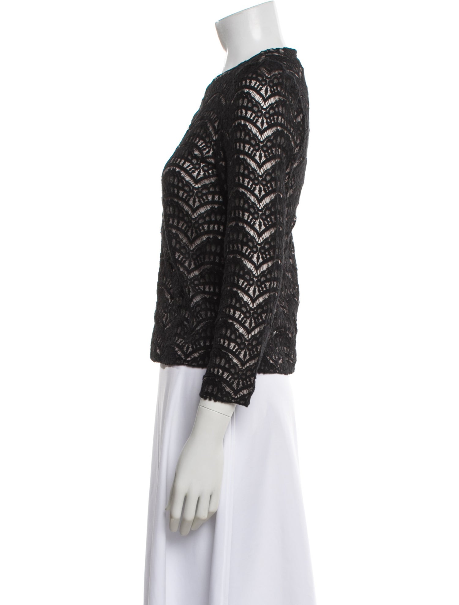 A Détacher Lace Pattern Crew Neck Top