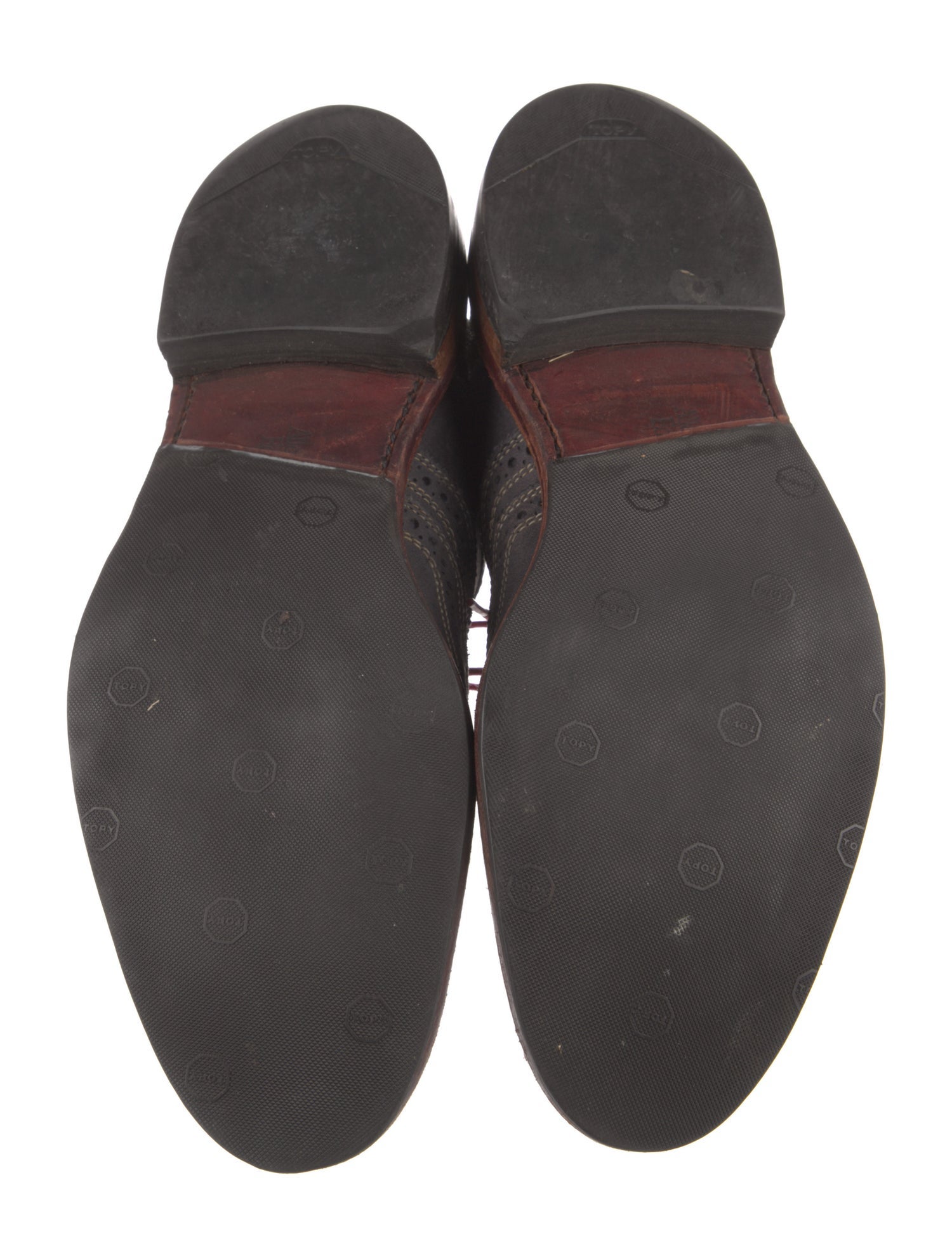 Allen Edmonds Leather Lasercut Accents Brogues