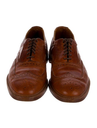 Allen Edmonds Leather Eyelet Trim Brogues