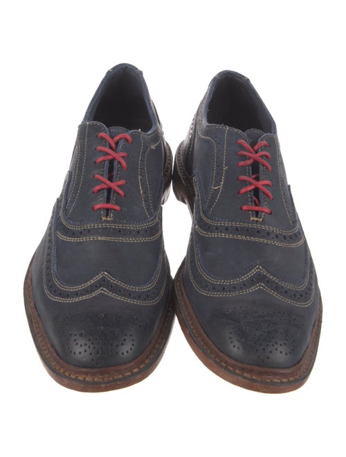 Allen Edmonds Leather Lasercut Accents Brogues