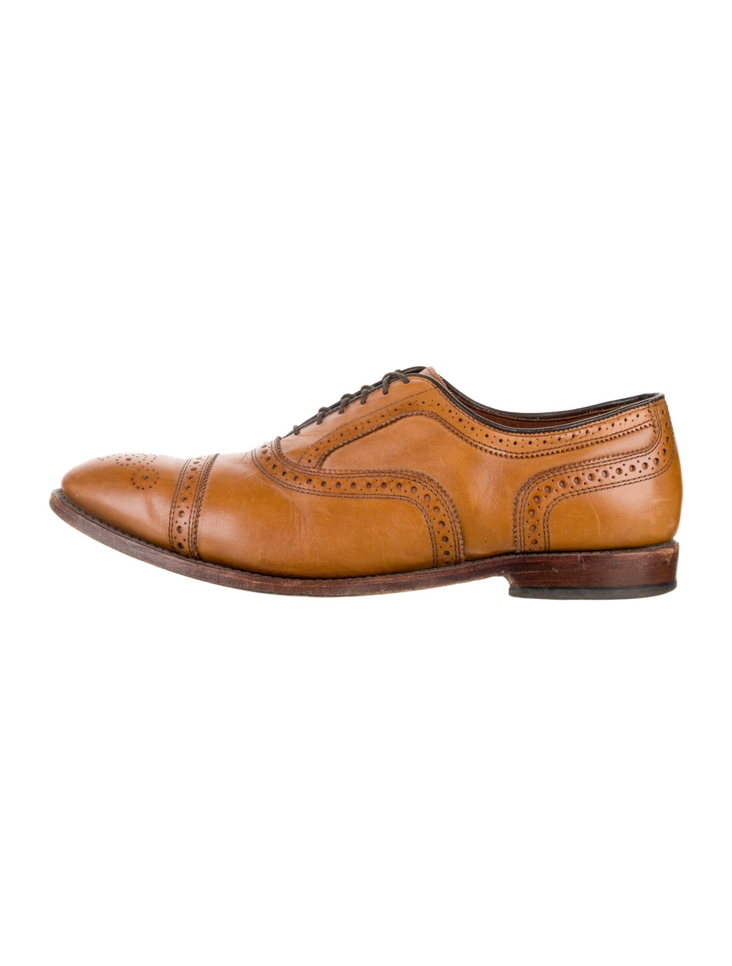 Allen Edmonds Leather Lasercut Accents Brogues
