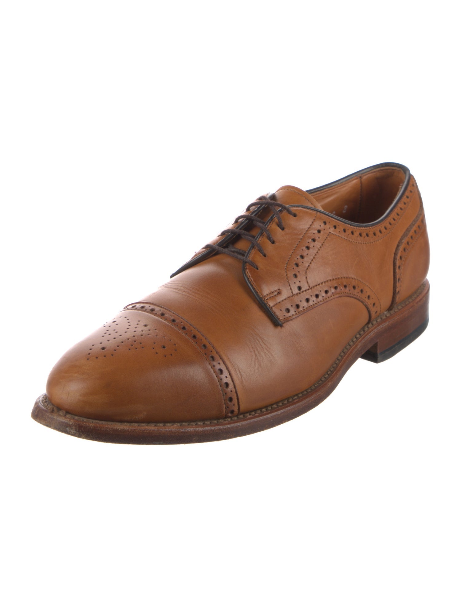 Allen Edmonds Leather Lasercut Accents Brogues