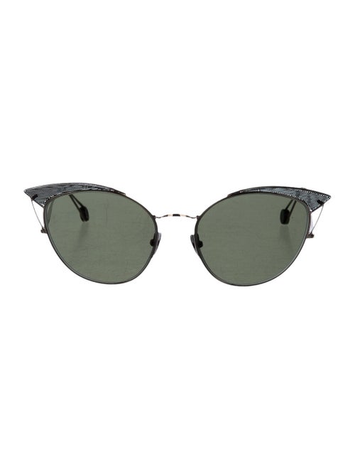 Ahlem Place Violet Cat-Eye Sunglasses Silver