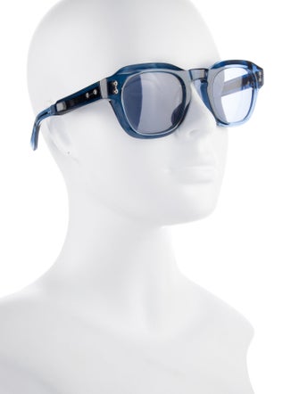 Akoni Round Tinted Sunglasses