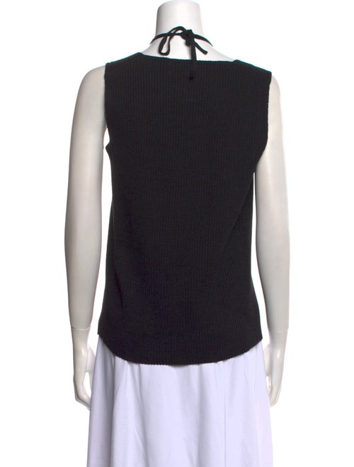 Akira Naka V-Neck Sleeveless Top