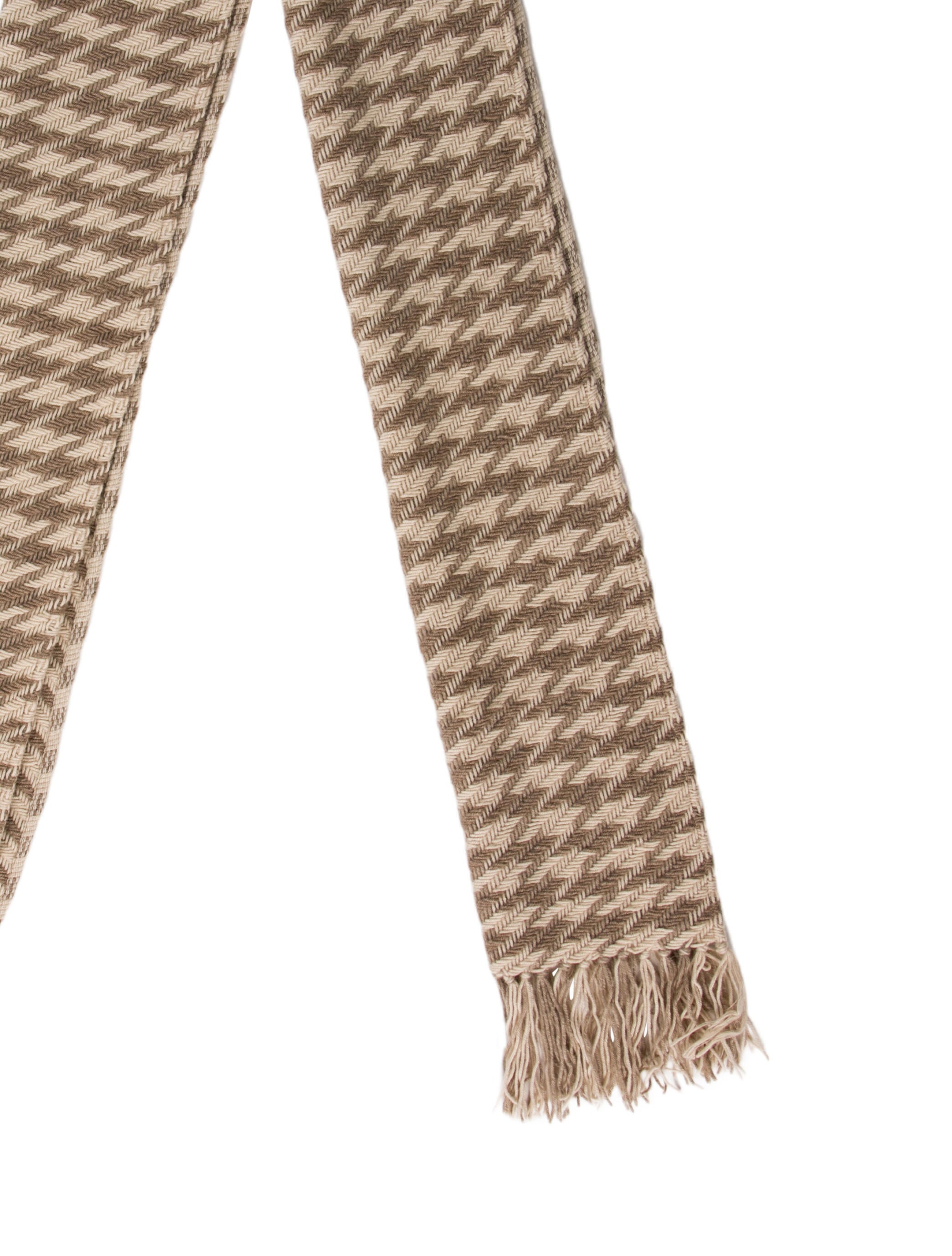 Akris Cashmere Houndstooth Print Scarf
