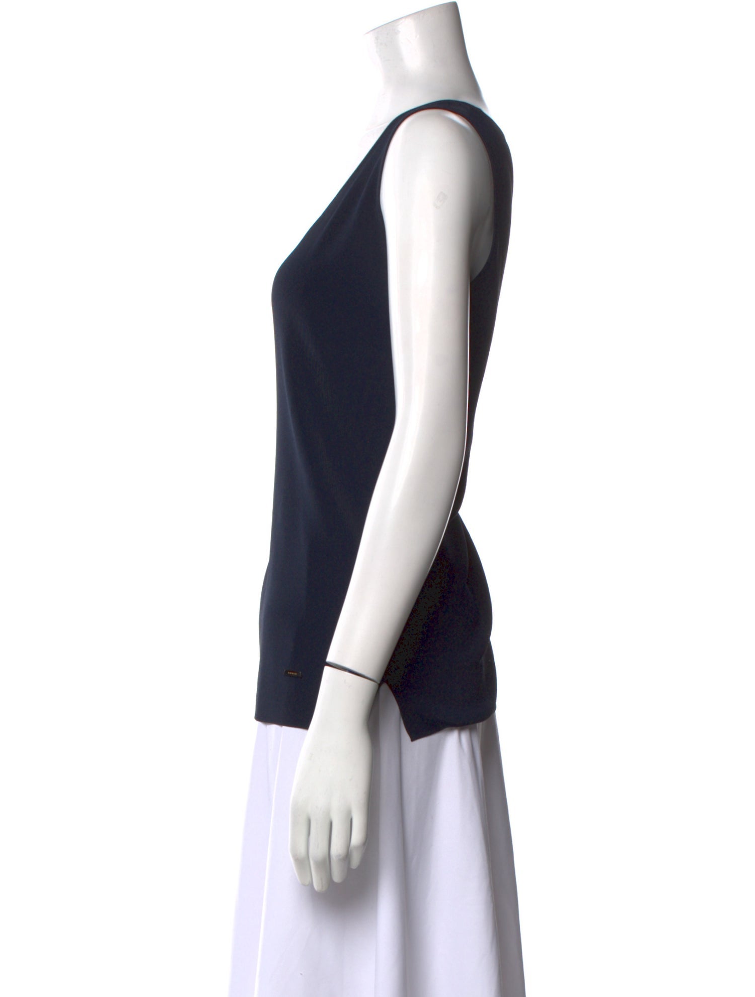 Akris Scoop Neck Sleeveless Top