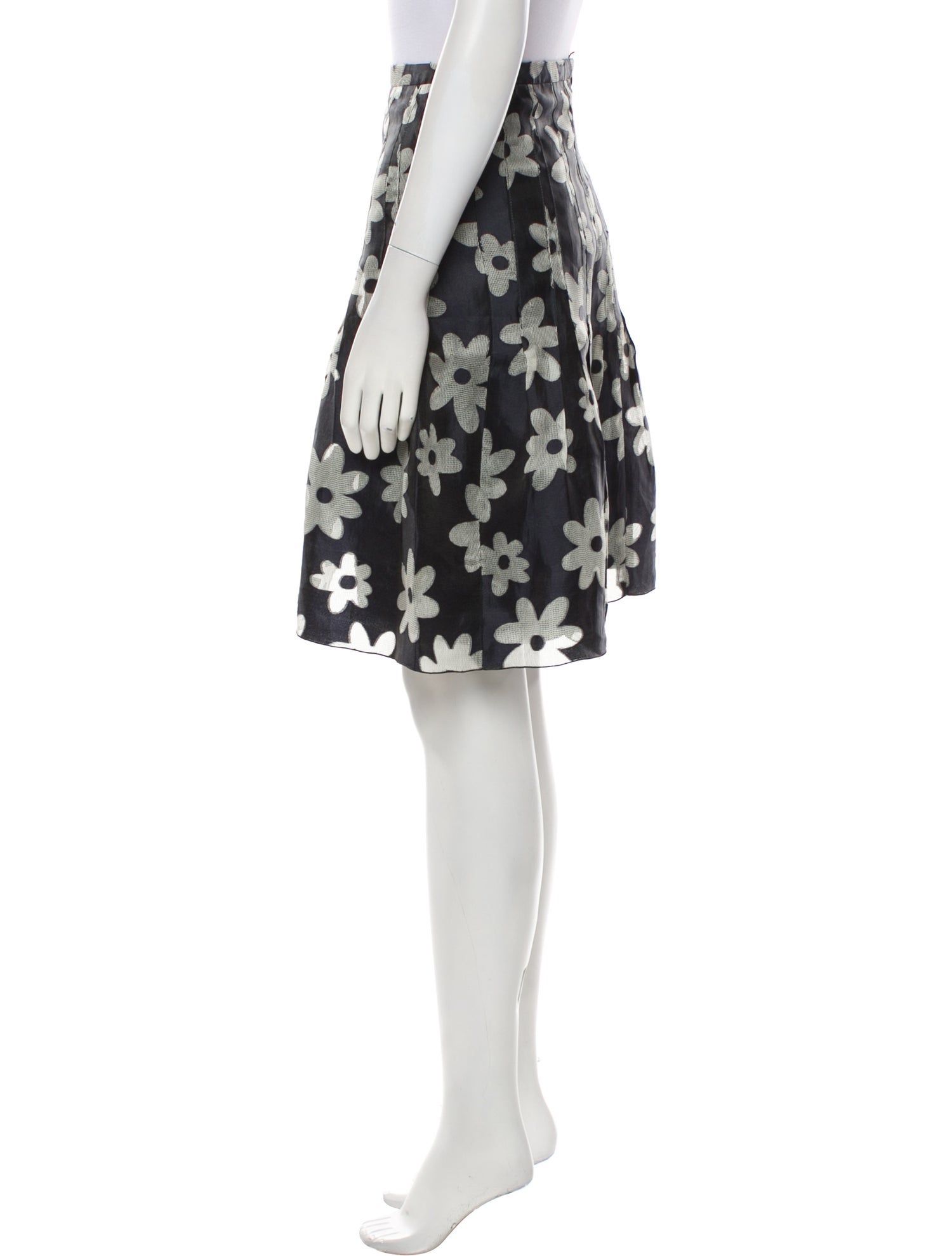 Akris Silk Knee-Length Skirt