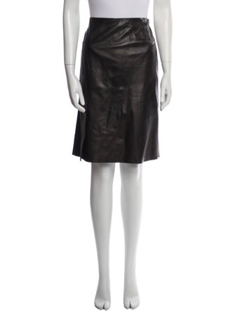 Akris Leather Knee-Length Skirt