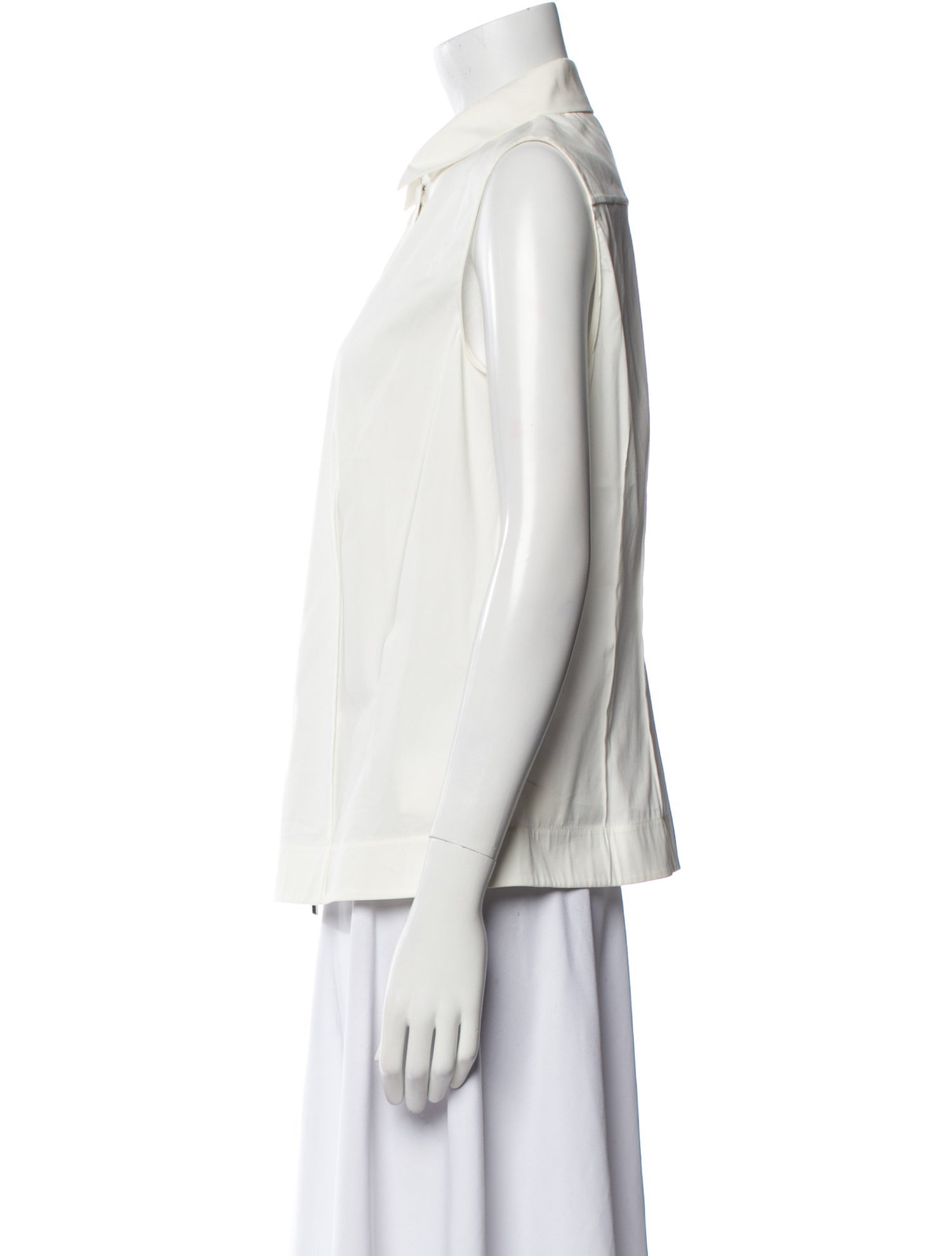 Akris Sleeveless Button-Up Top