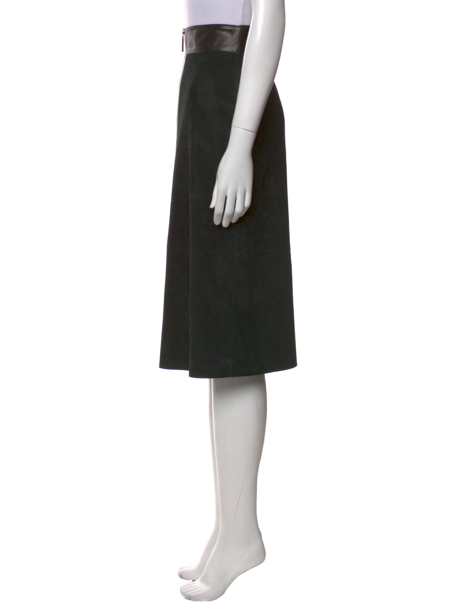 Akris Lambskin Knee-Length Skirt