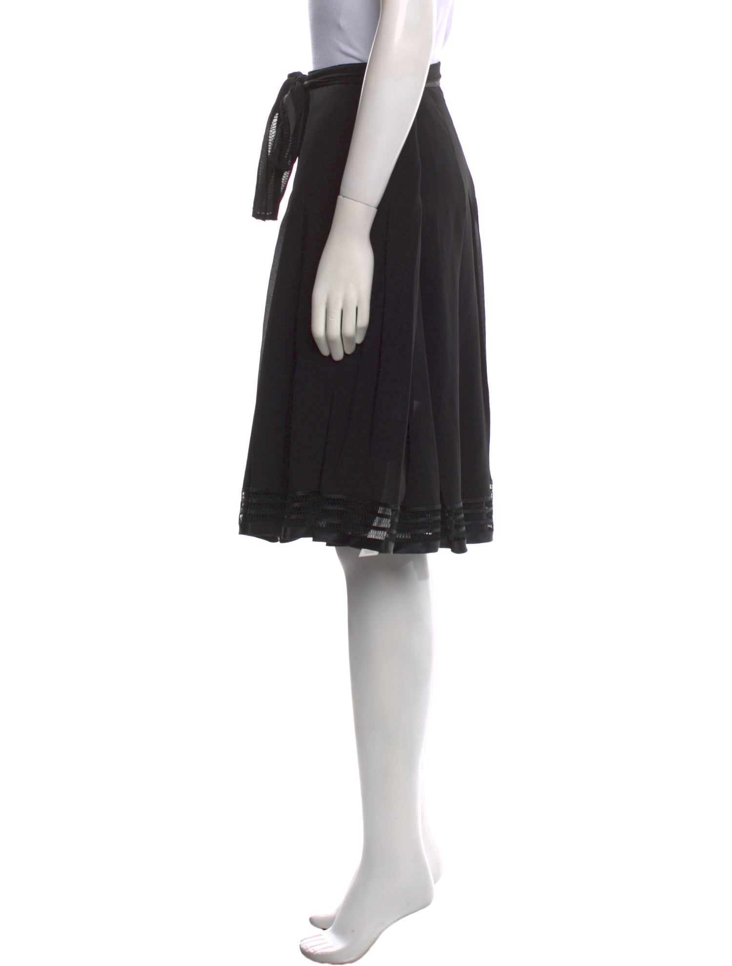 Akris Silk Knee-Length Skirt