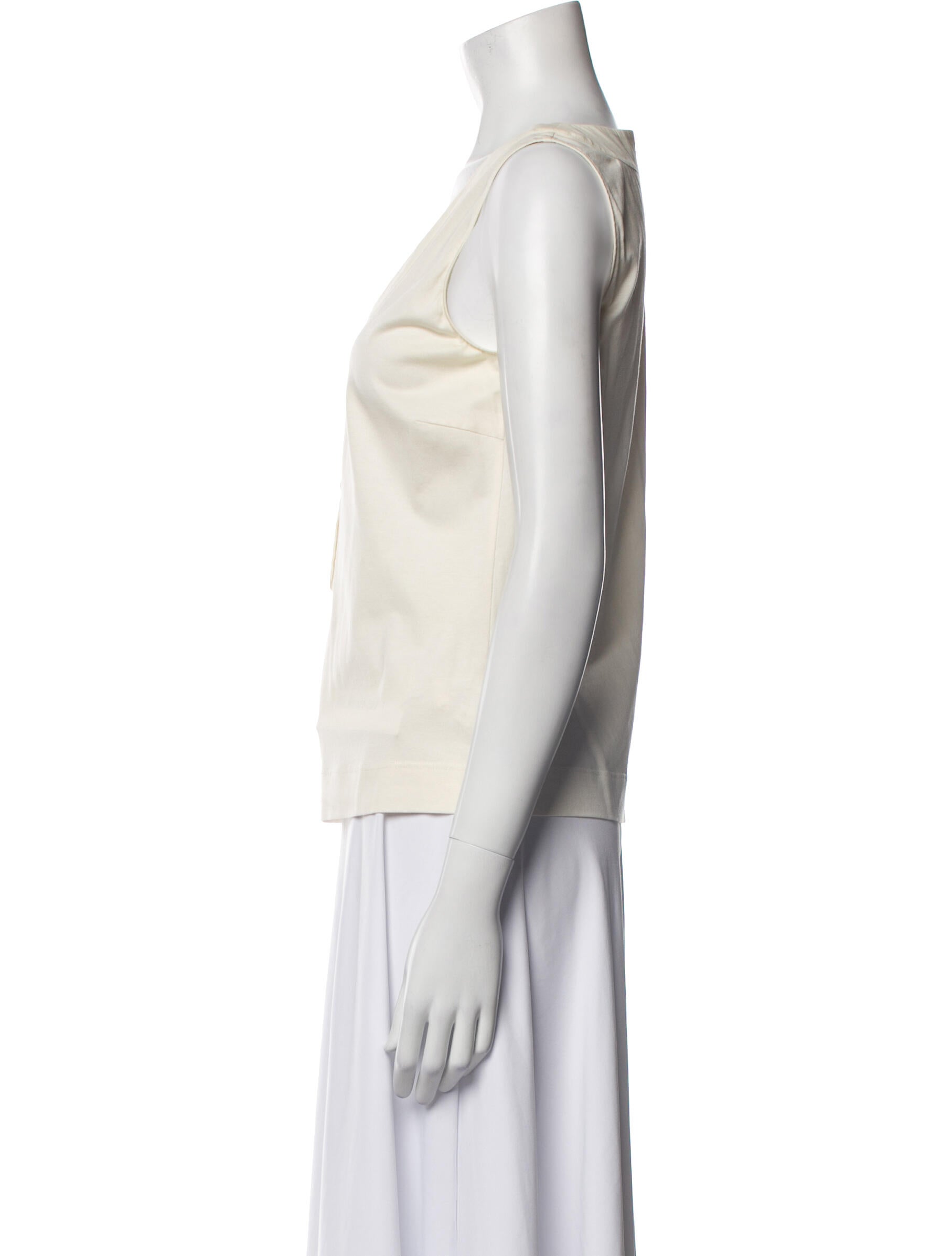 Akris V-Neck Sleeveless Top