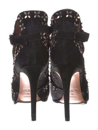 Alaïa Suede Beaded Accents Pumps