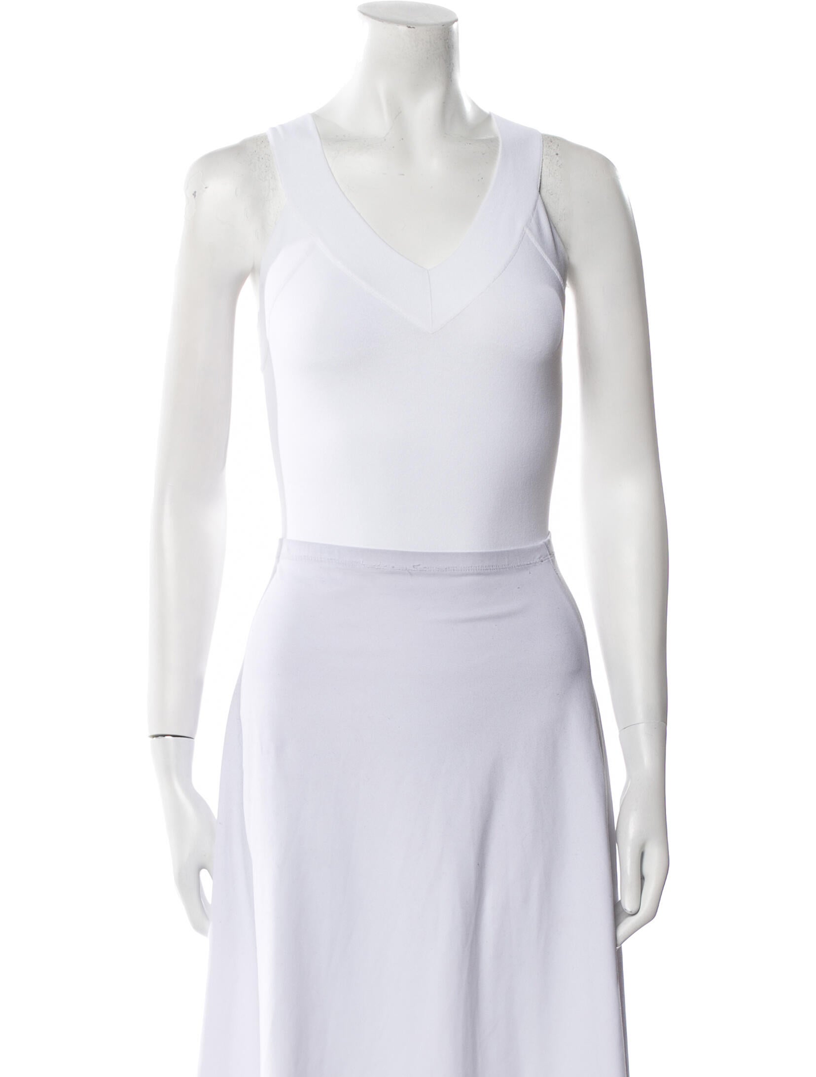 Alaïa V-Neck Sleeveless Crop Top