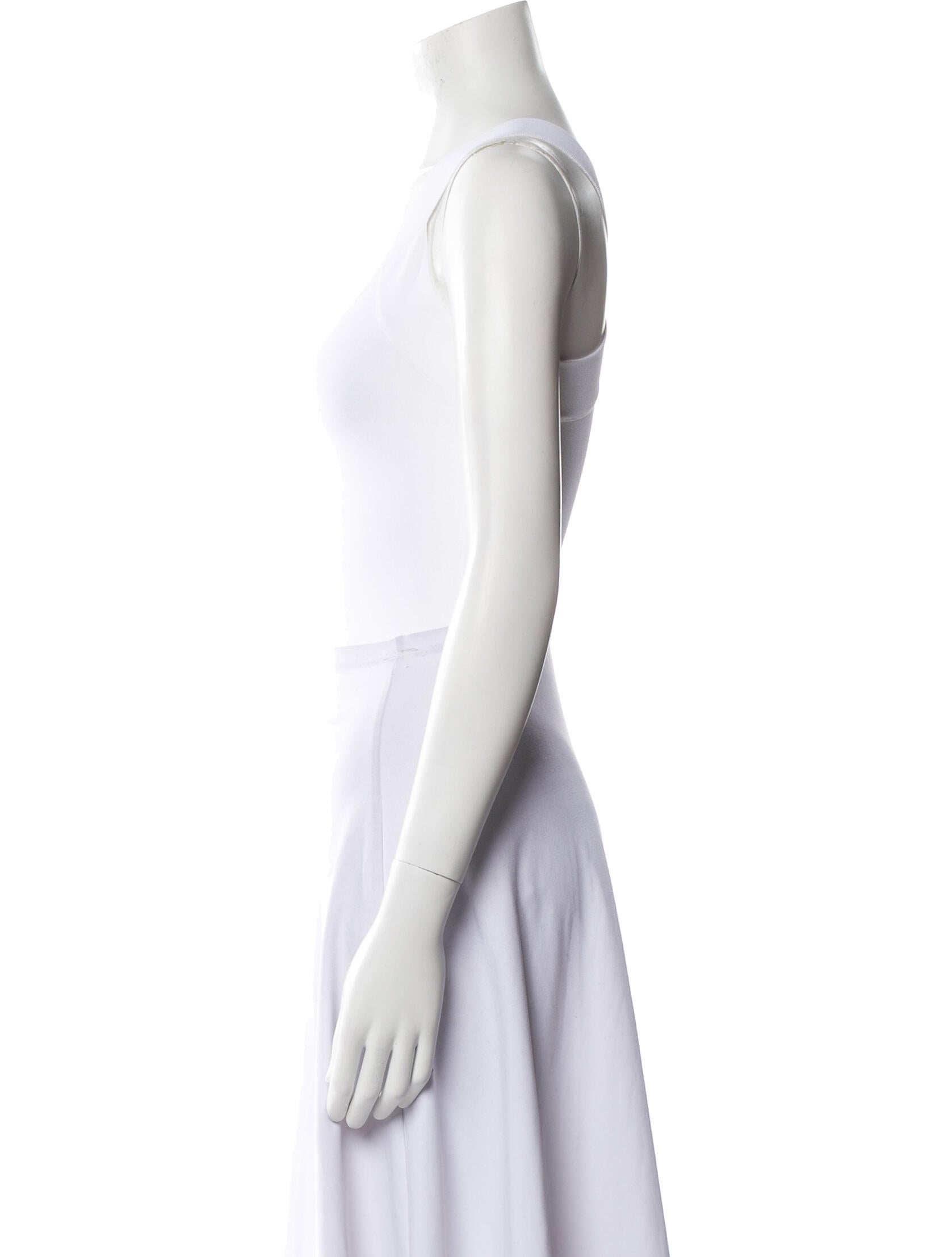 Alaïa V-Neck Sleeveless Crop Top