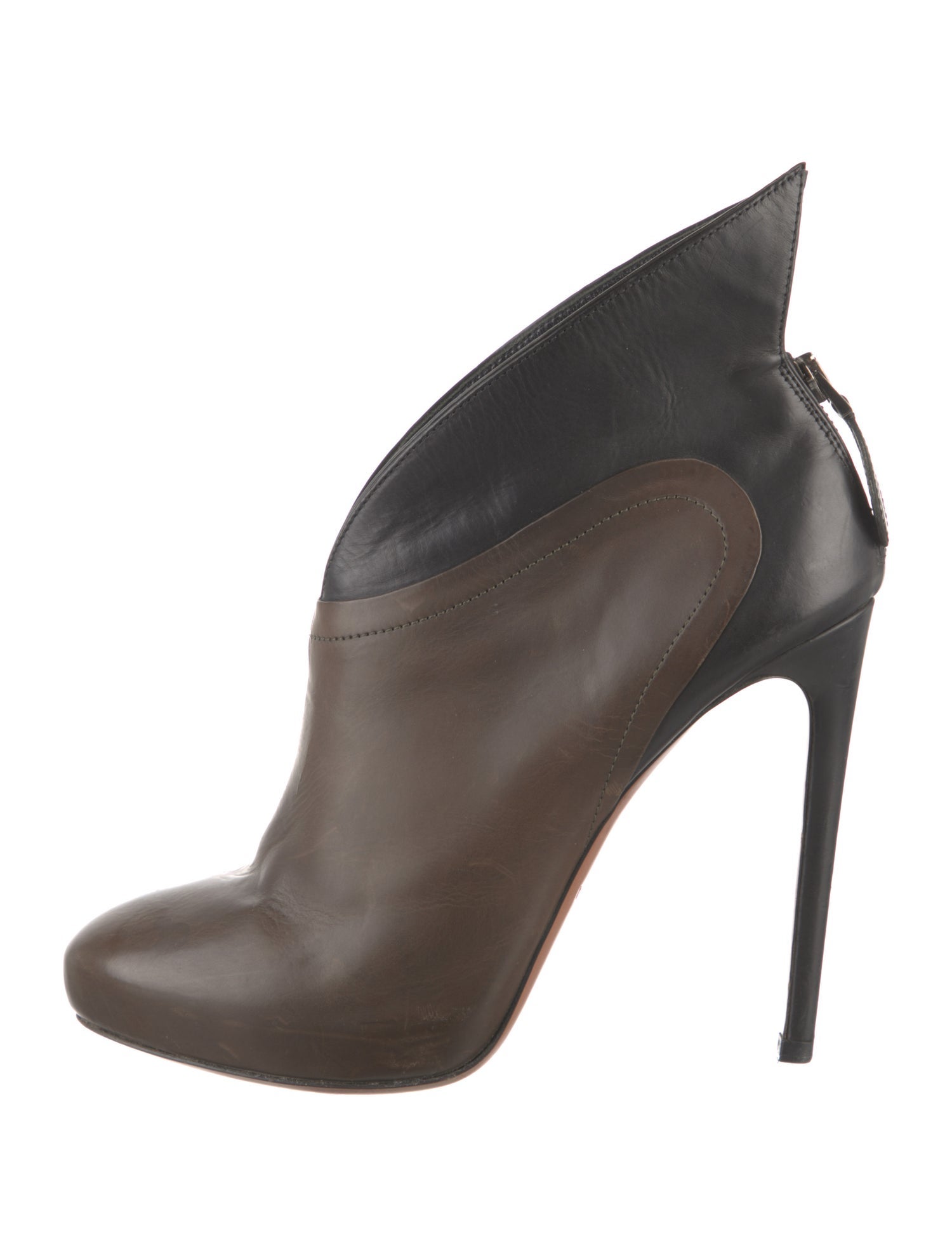 Alaïa Leather Boots