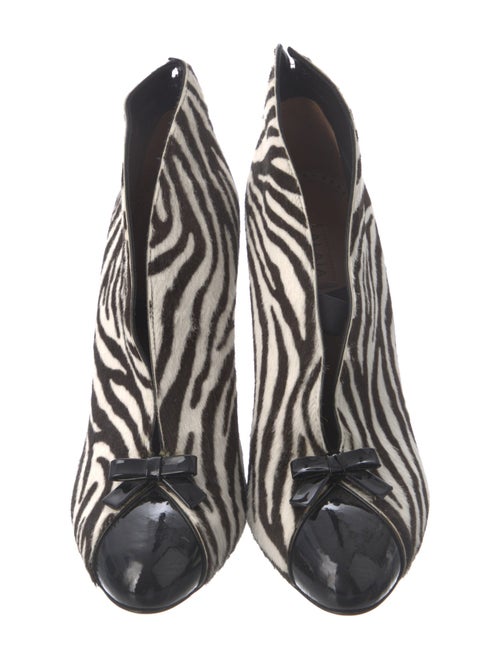 Alaïa Ponyhair Animal Print Lace-Up Boots