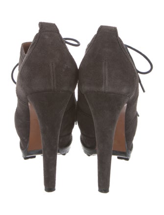 Alaïa Suede Pumps