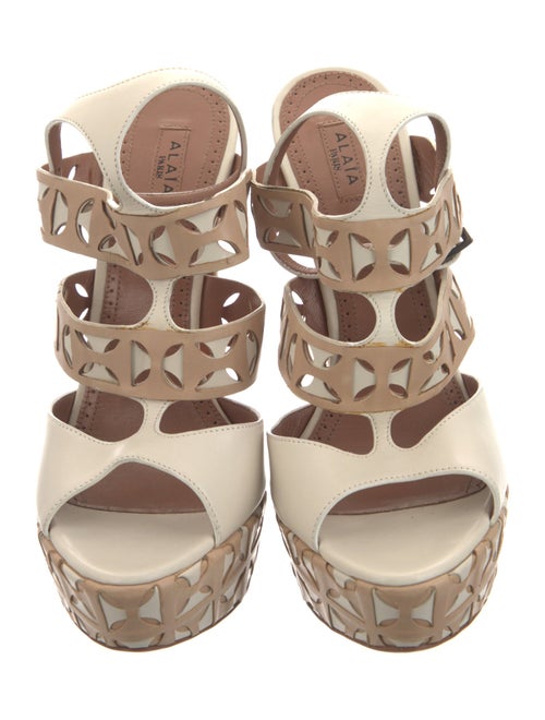 Alaïa Leather Patterned Sandals