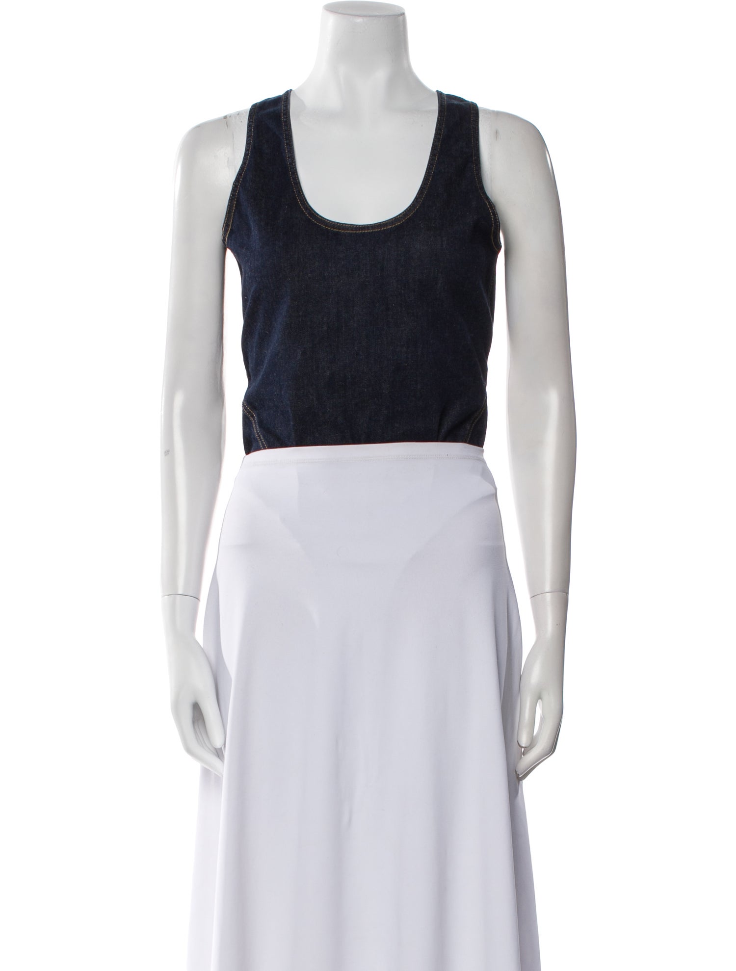 Alaïa Scoop Neck Sleeveless Crop Top