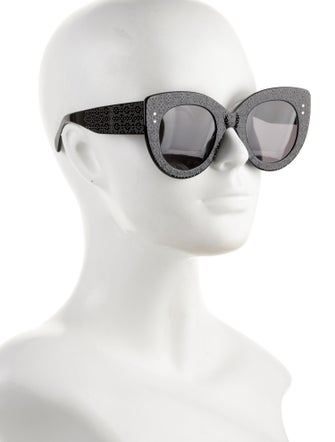 Alaïa Cat-Eye Tinted Sunglasses