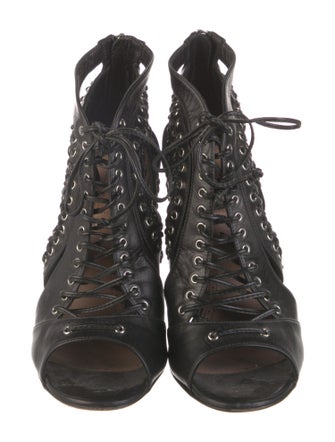 Alaïa Leather Eyelet Trim Pumps