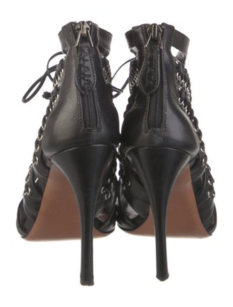Alaïa Leather Eyelet Trim Pumps