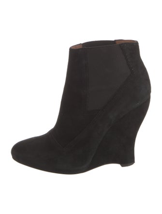 Alaïa Suede Chelsea Boots