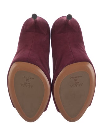 Alaïa Suede T-Strap Pumps