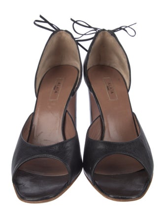 Alaïa Leather Sandals