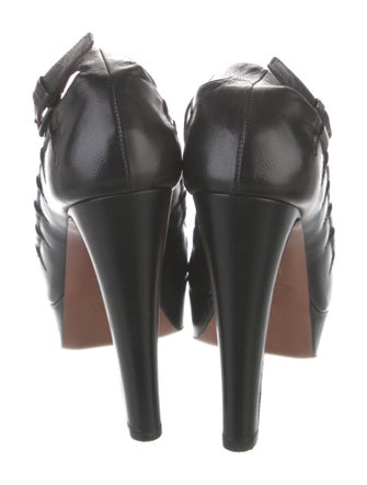 Alaïa Leather Pumps