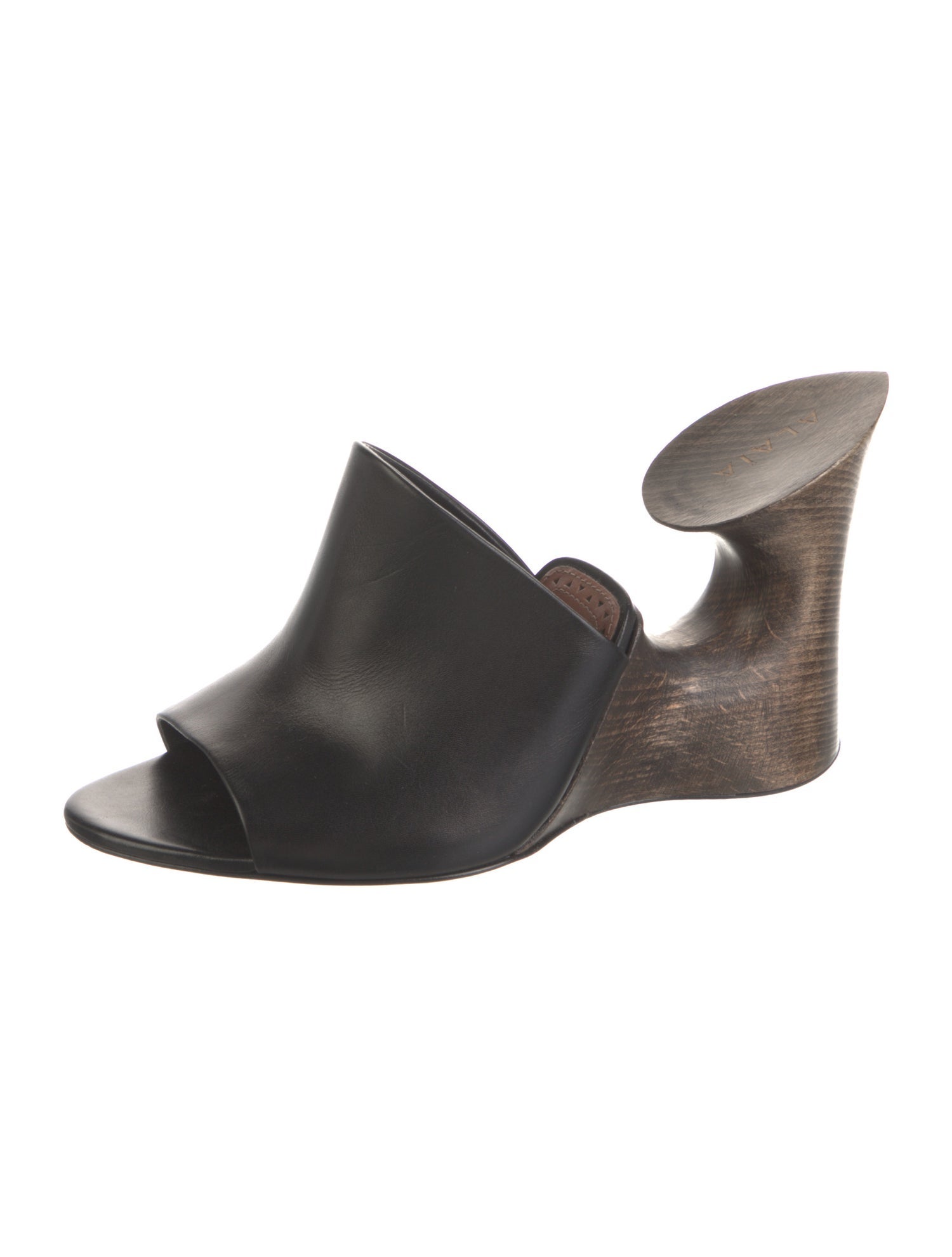 Alaïa Leather Flats