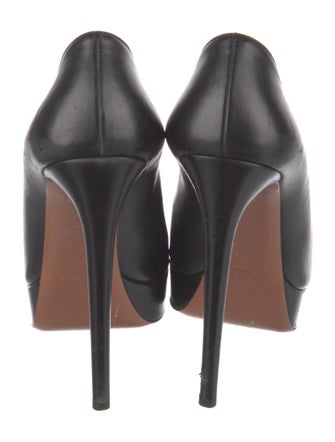Alaïa Leather Pumps