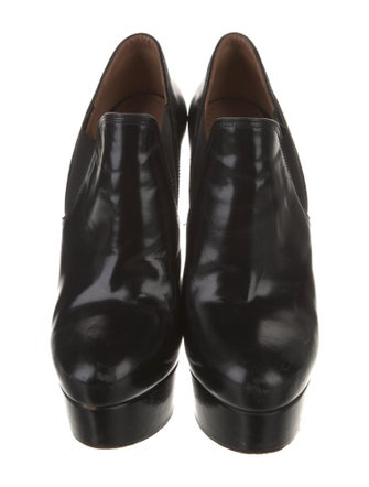 Alaïa Patent Leather Pumps